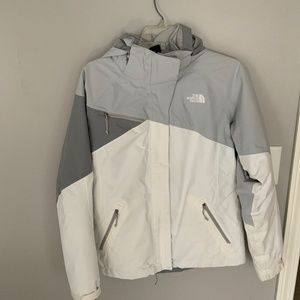 Northface small gray/white ski jacket